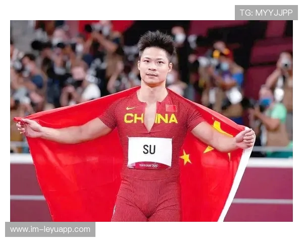 东京奥运会纪念赛上，苏炳添百米飞人风采依旧，苏炳添东京奥运会100米比赛视频