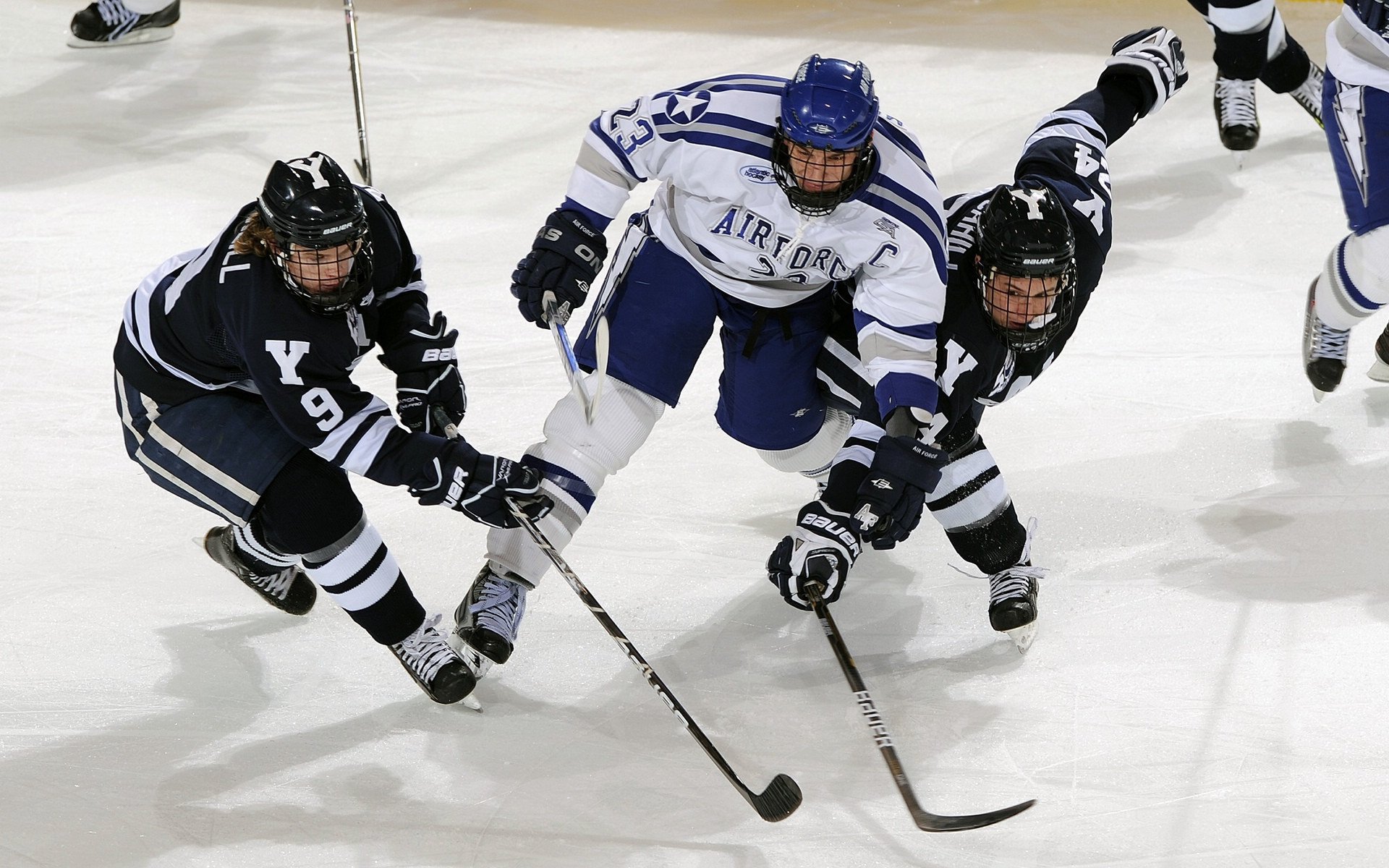 球员季后合同谈判启动，联盟工资结构受关注，nba球星合同收入